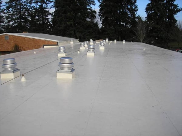 Mechanically Fastened Roof at Jason Lee Middle School in Vancouver, Washington